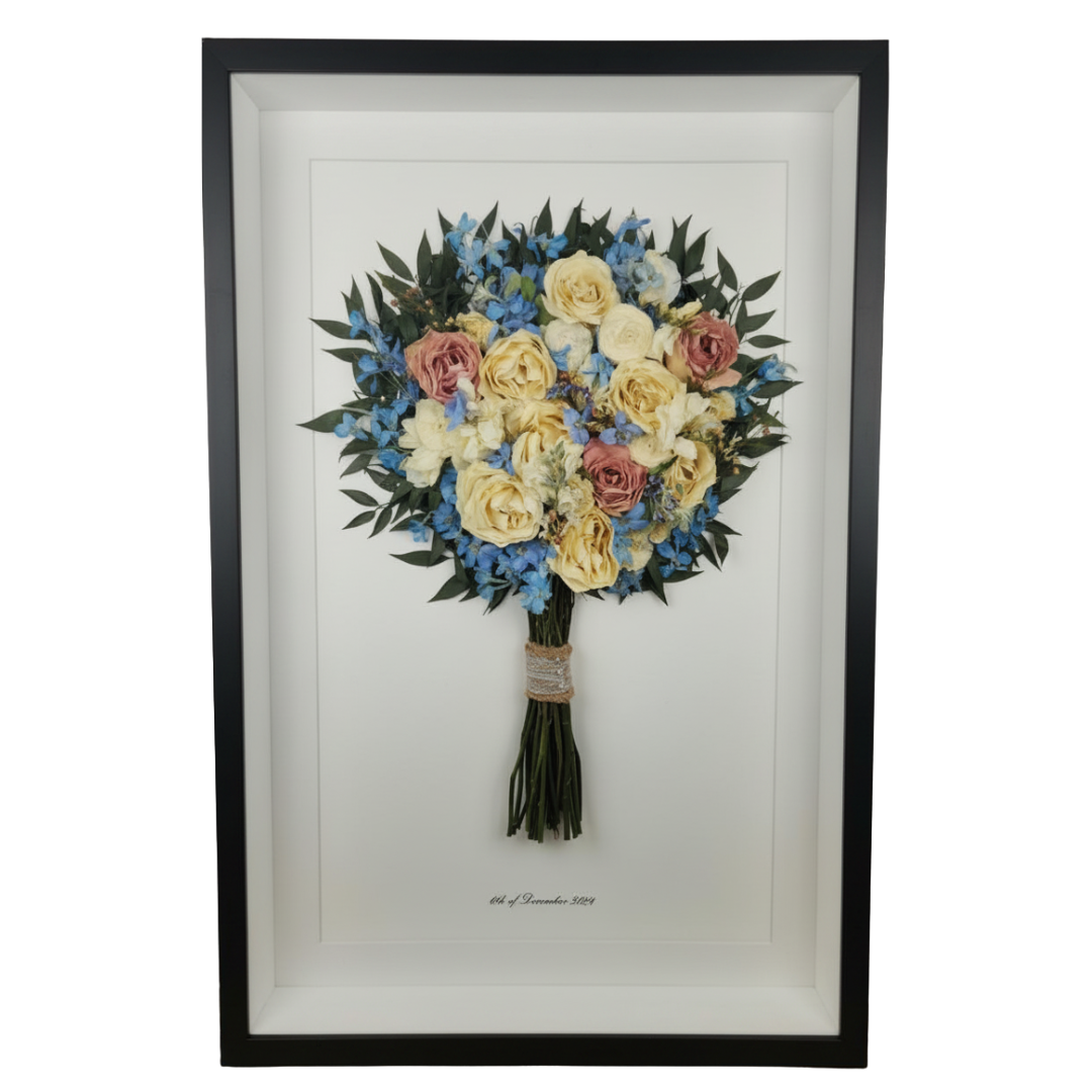 SIÓG Botanicals Solid Wood Black / Ivory Canvas Archive Edition: The Grand Dimensional Box (50cm x 70cm)