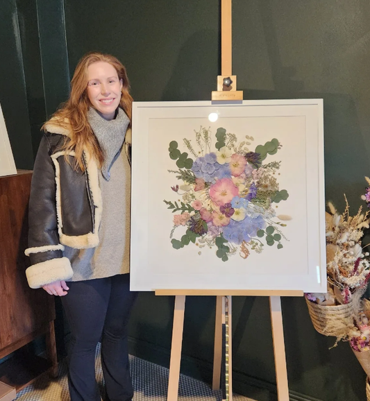 SIÓG Botanicals Solid Wood Painted White / Traditional (No spacing between flowers) Eternal Elegance (24" x 24" / 60cm x 60cm)