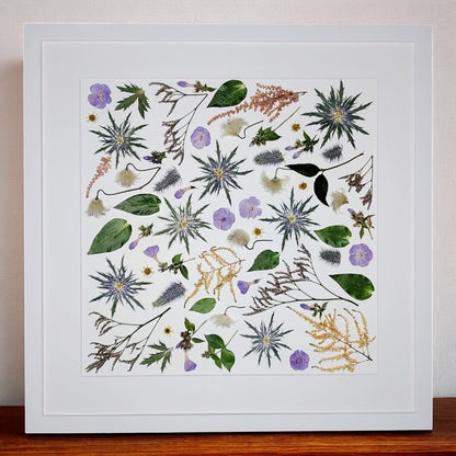 SIÓG Botanicals 20" x 20" (50cm x 50cm) / White / Contemporary (Spacing between flowers) The Eternal Elegance Experience