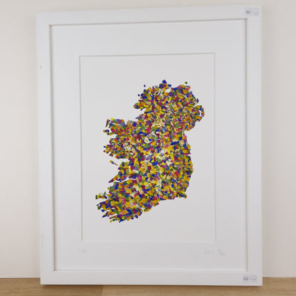 SIÓG Botanicals A4 Framed 'ÉRIU' Map of Ireland Flower Art Print