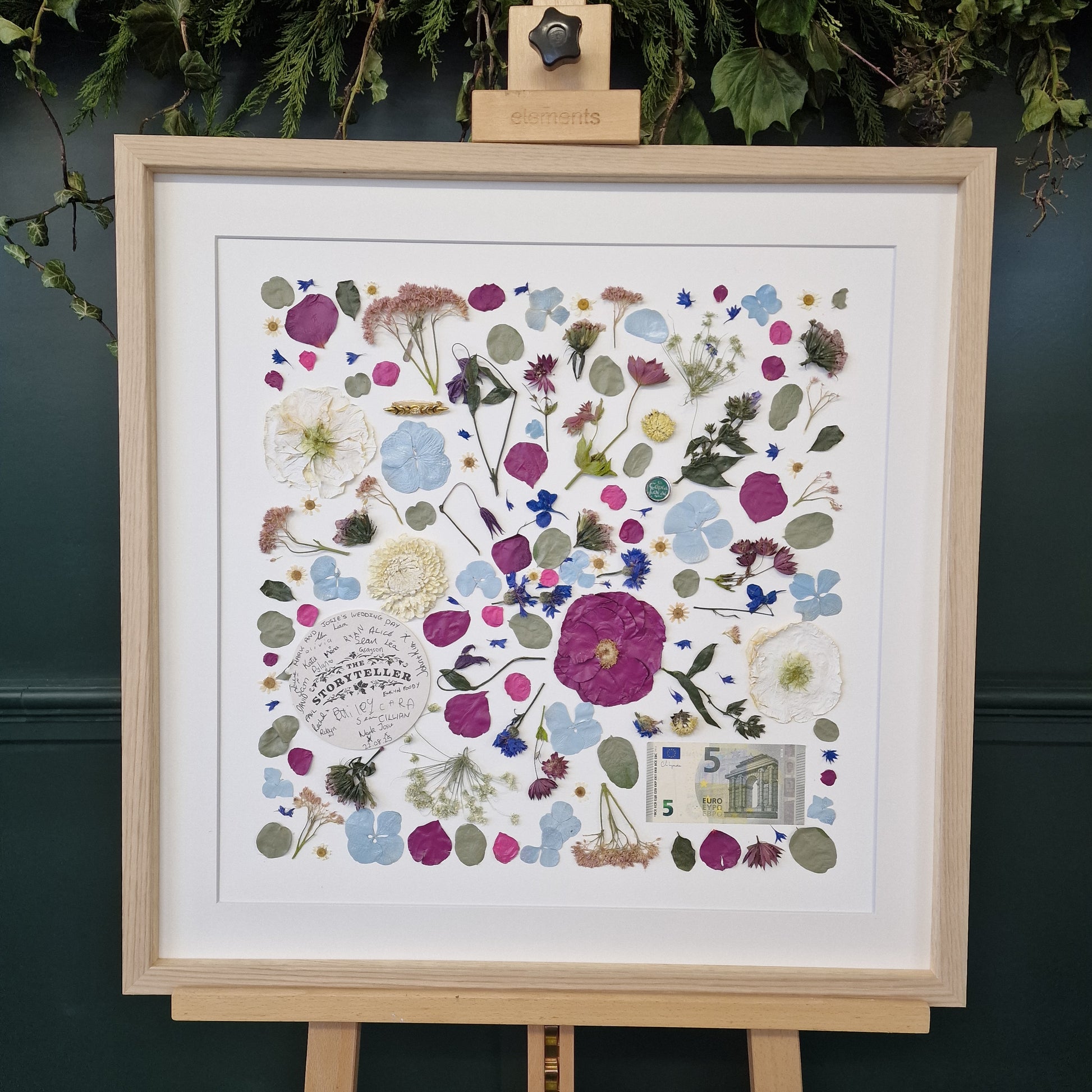 SIÓG Botanicals Oak Frame/ Ivory €690 (€440 after deposit) Eternal Elegance Pressed (24" x 24" / 60cm x 60cm)