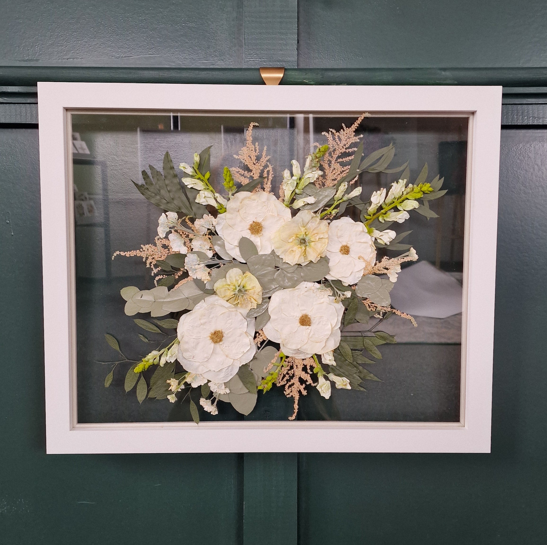 SIÓG Botanicals Pressed Between Glass (16"x 20" / 40cm x 50cm)