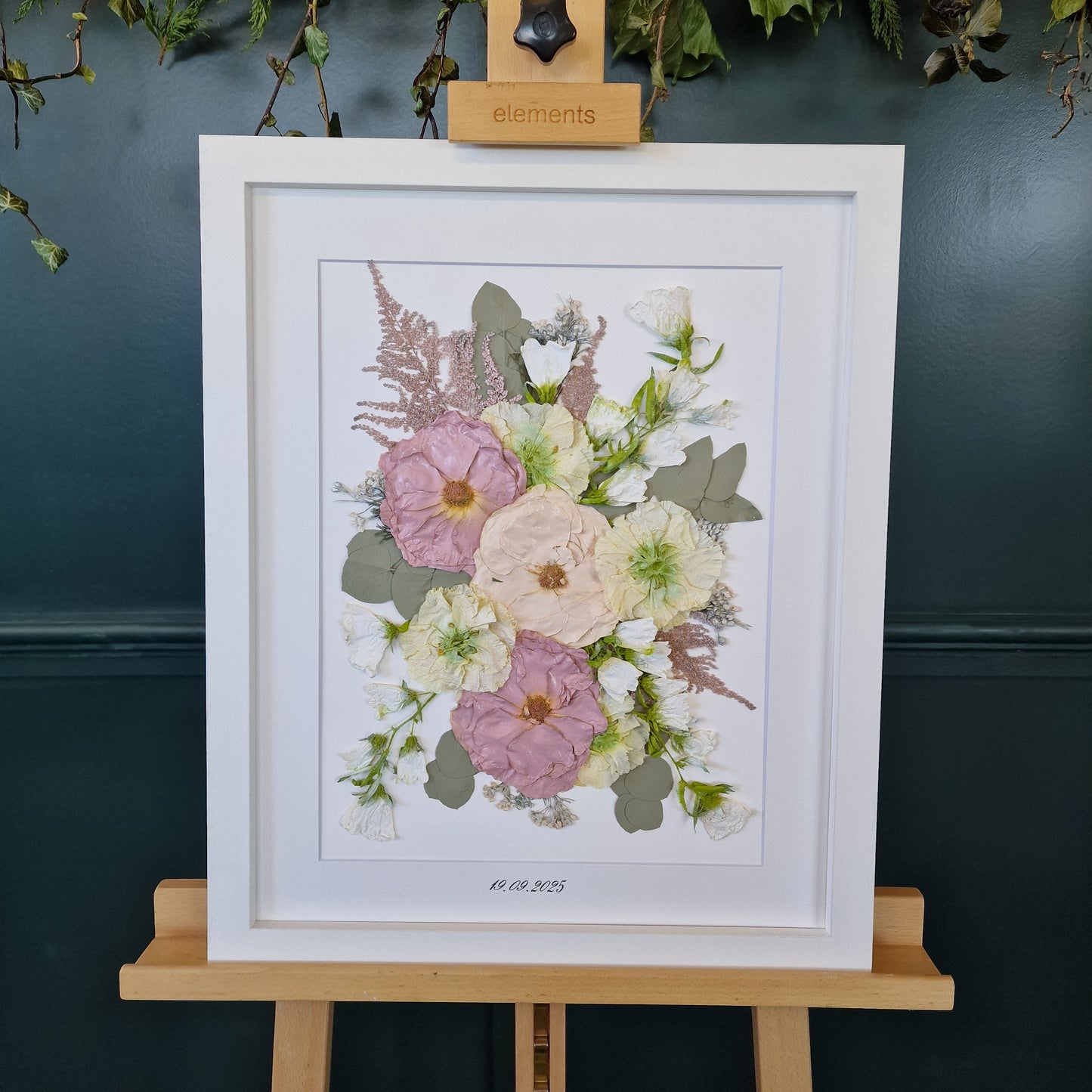 SIÓG Botanicals Signature Pressed Wedding Bouquet (16"x20" / 40cm x 50cm)