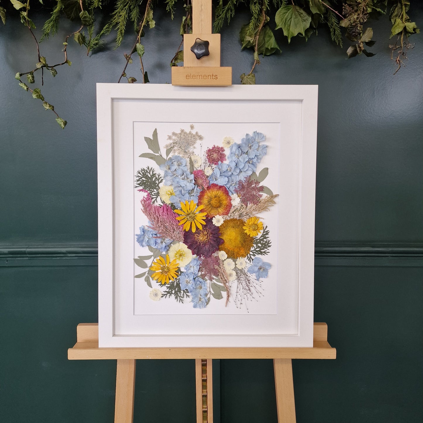 SIÓG Botanicals Signature Pressed Wedding Bouquet (16"x20" / 40cm x 50cm)